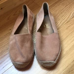 Maypol neutral peach colored espadrille flats